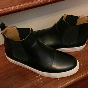 Harrison Myles men’s shoes.